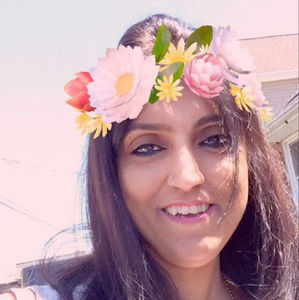 Meet your Posher, Leena